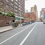 Midtown East 2Br W Doorman Gym Nr Sutton Park Nyc-1149