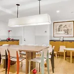 Midtown East 2Br W Doorman Gym Nr Sutton Park Nyc-1149