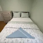 Private Room 45 Min To Lower Manhattan