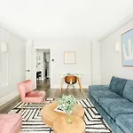 73-320 New 1Br 1Bth Uws Doorman Gym