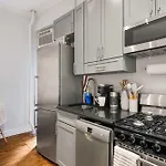 Chic Manhattan Apartment In The Heart Of Nolita