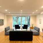 Beautiful One Bedroom In Nyc