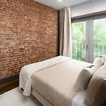 Stylish 3Bd In Manhattan