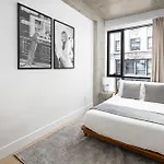 Stunning Penthouse In Manhattan