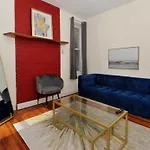 2Br Upper East Side Near Central Park