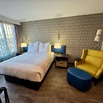Glo Best Western Bronx Nyc
