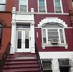 Jfk Dorm And Apartment