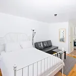 Gramercy Park Apartments