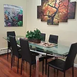 Private Garden Apartment