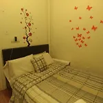 Charming 2 Bedroom Apartment In Manhattan\'S Little Italy