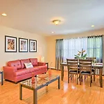 Cute Jamaica Apt. W/ Patio+Grill - 19 Mi. To Nyc!