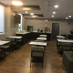 Wingate By Wyndham Jfk Airport, Far Rockaway Ny