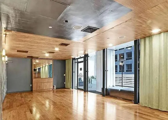 Perfectly Located 2Bd Near Times Square With Gym