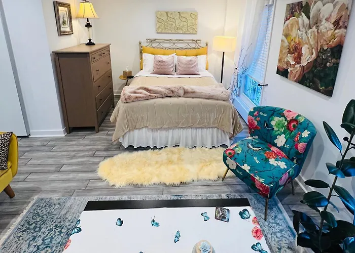 Eleni\'S Charming Studio