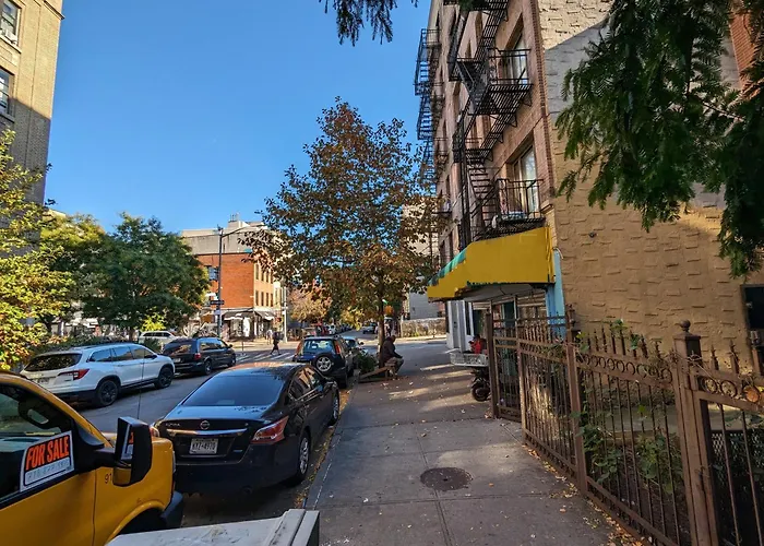 Fawlty Towers In Williamsburg