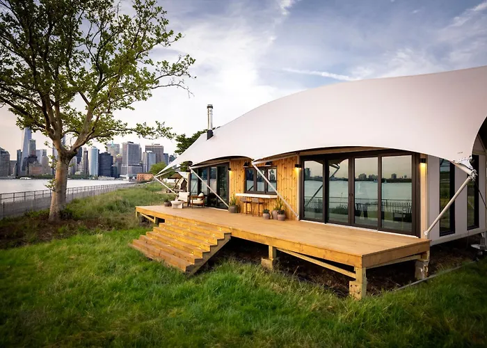 Collective Governors Island