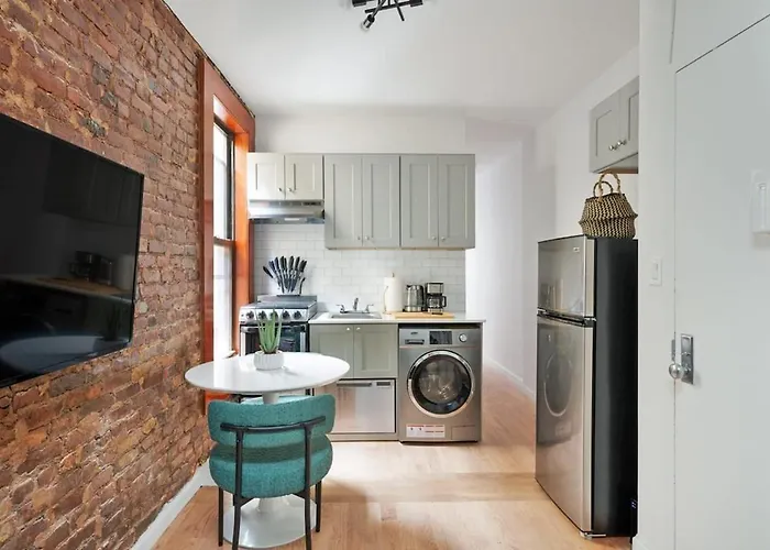 153-5A Charming 2Br Lower East Side
