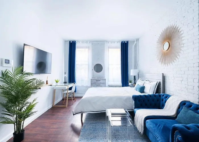 83-2Fe Ues Central Park Newly Furnished Studio