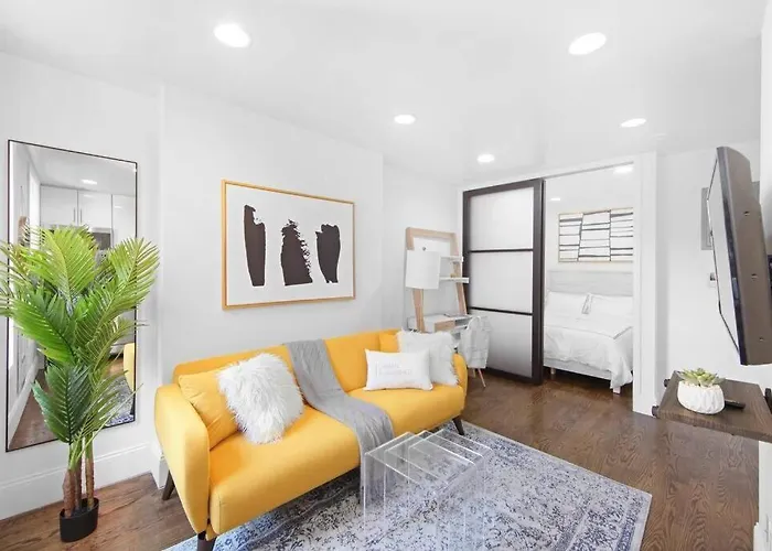 69-4B Celebrate New Year In Style Modern 1Br In Prime Lower East Side