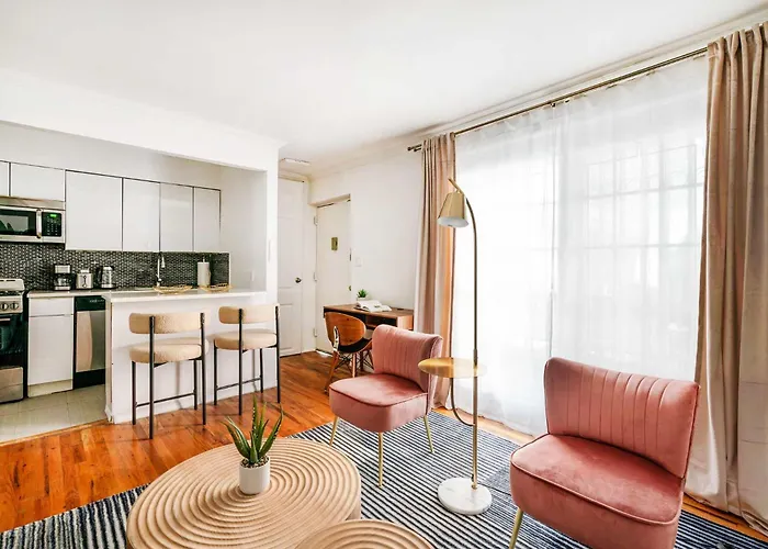 26-1C Gramercy Large 1Br Wd