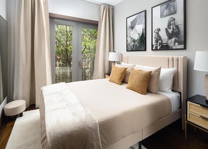 Stylish 3Bd In Manhattan