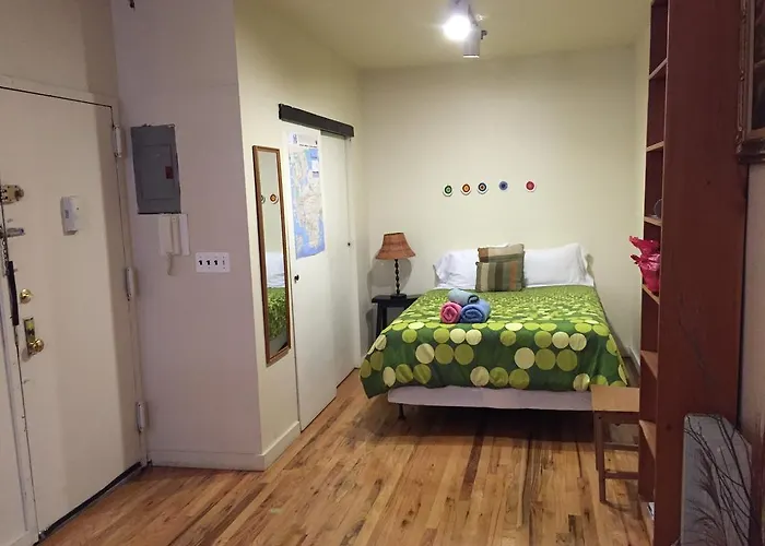Studio Apartment - United Nations Plaza
