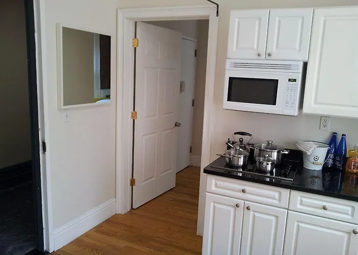 Macy View Apartments