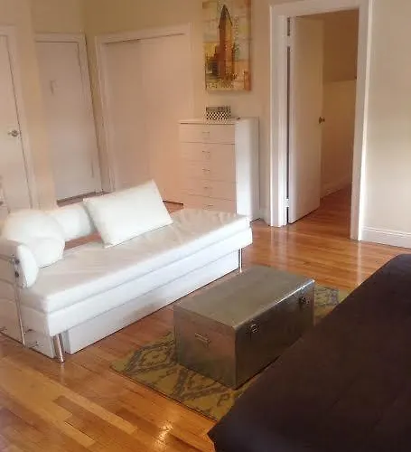 Peck Slip Apartment