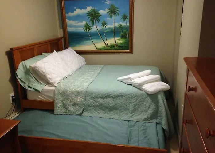 Hamilton\'S Hideaway