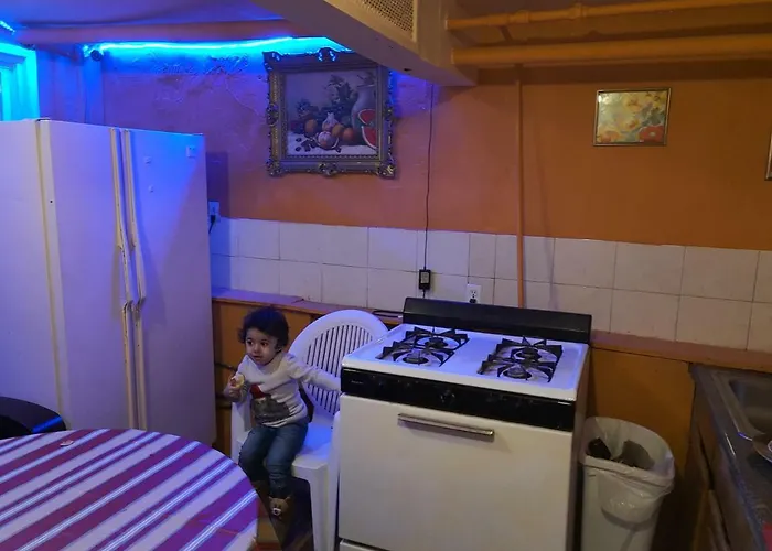 Crown Heights Hostel
