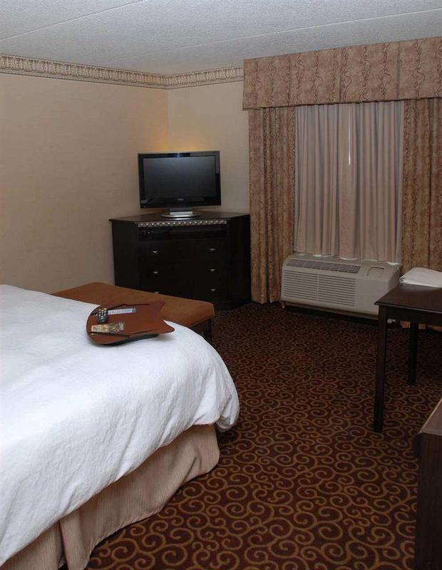 Hampton Inn&suites Staten Island New York