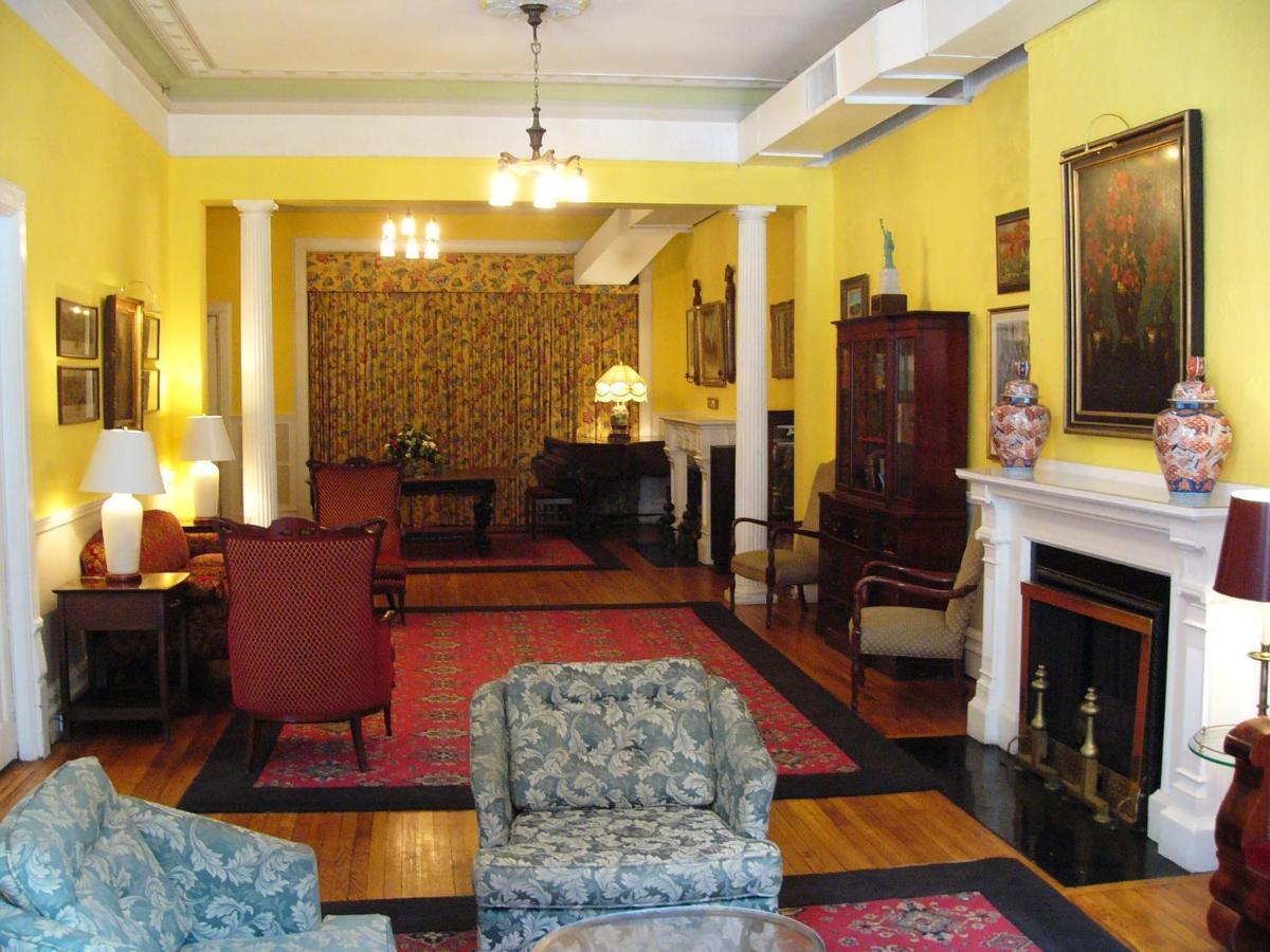 Inn Soldiers', Sailors', Marines', Coast Guard And Airmens' Club New York