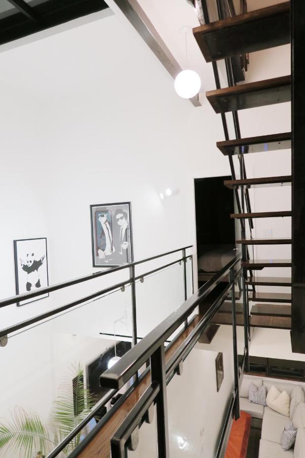 Luxury 3 Bedroom Duplex Manhattan Skyline Vews New York