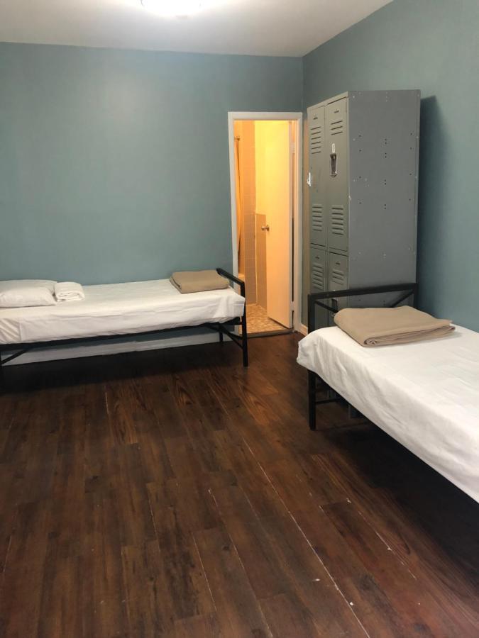 Hostel Chelsea International *