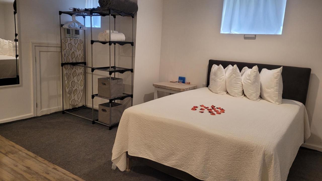 A Simple Studio - Jfk Abt 5mi Guest house *