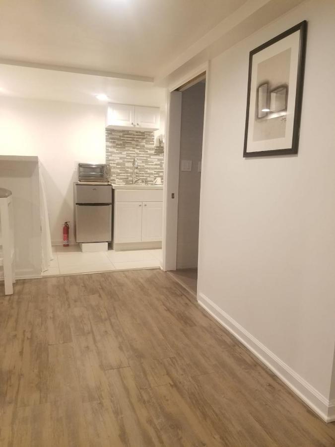 A Simple Studio - Jfk Abt 5mi New York