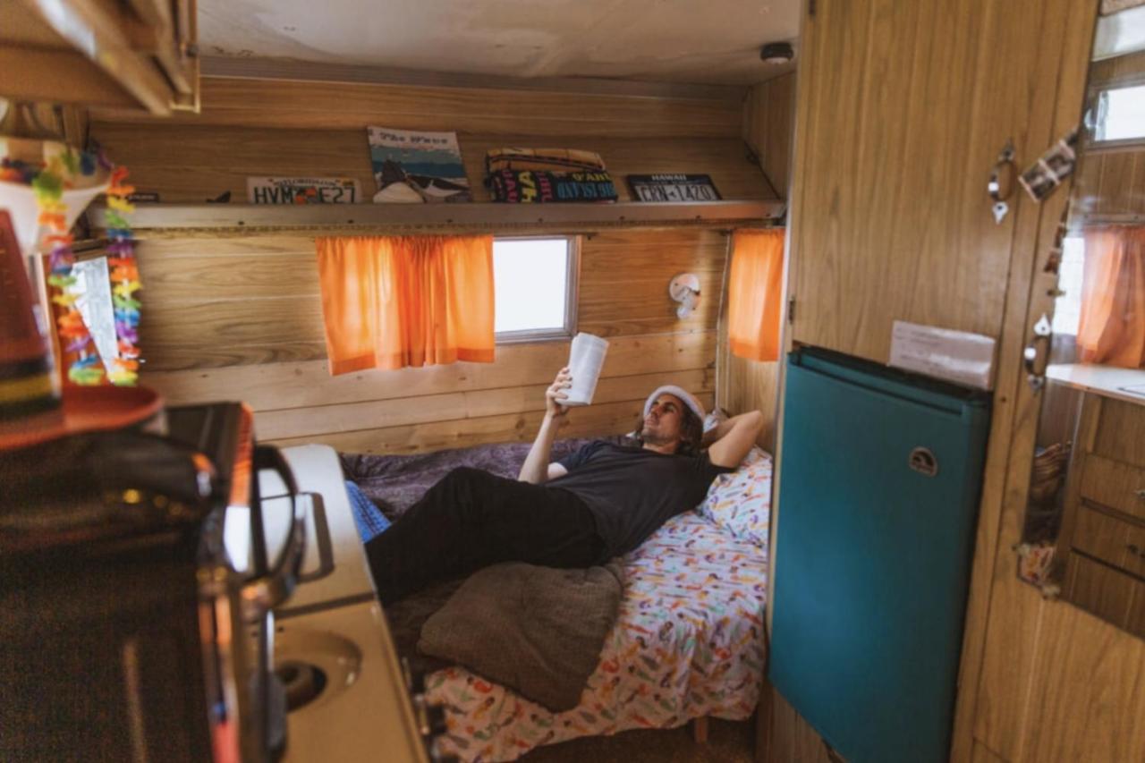 60s Surf Camper With Nyc Skyline View In Rockaway New York