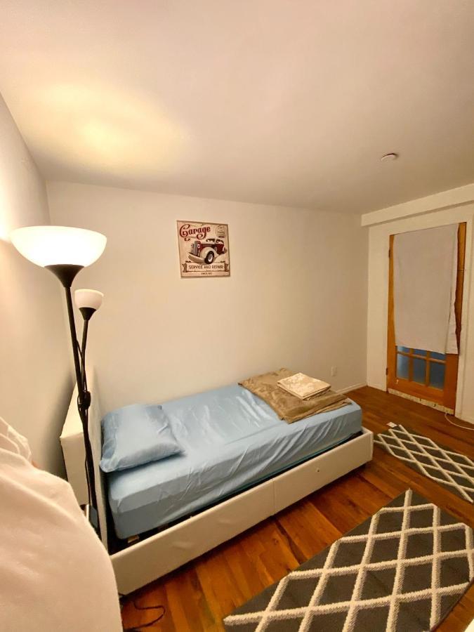 Private In Times Square Homestay
