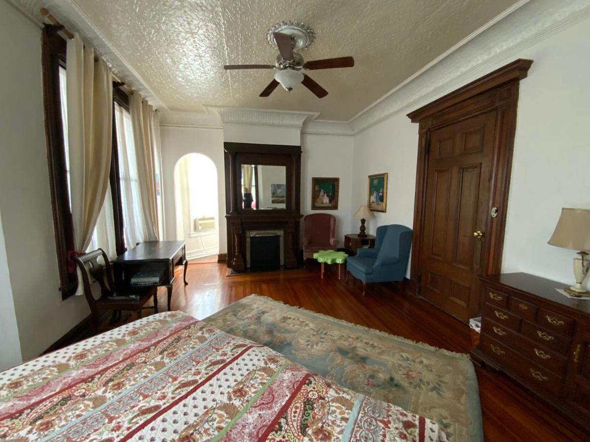 Pl And Gallery Bed & Breakfast *