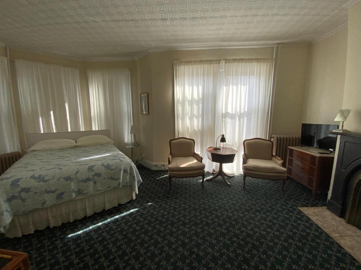 Bed & Breakfast Pl And Gallery New York