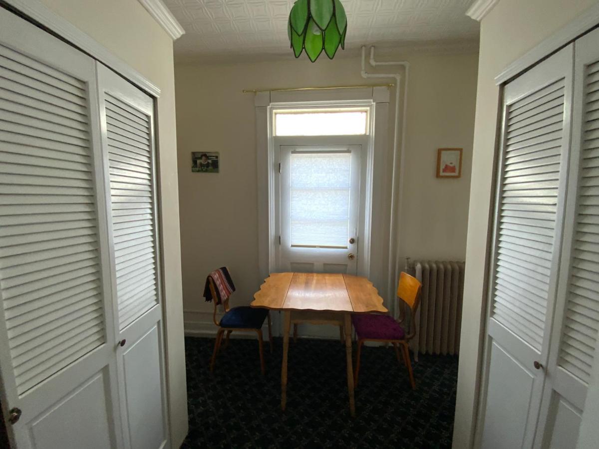 Pl And Gallery Bed & Breakfast