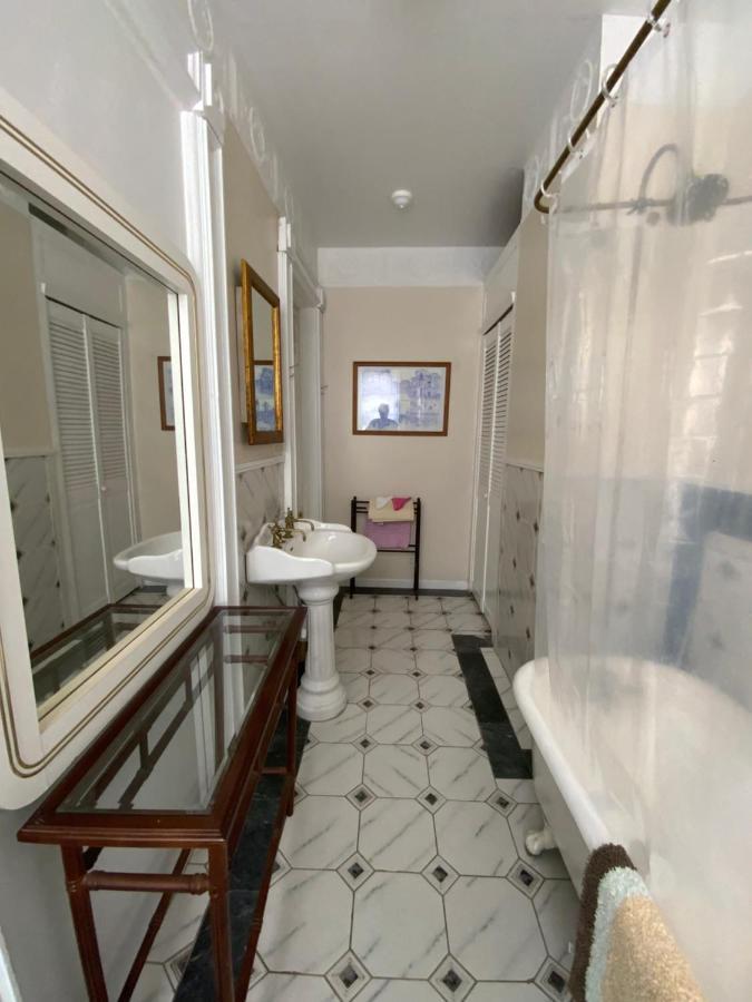 Pl And Gallery Bed & Breakfast *