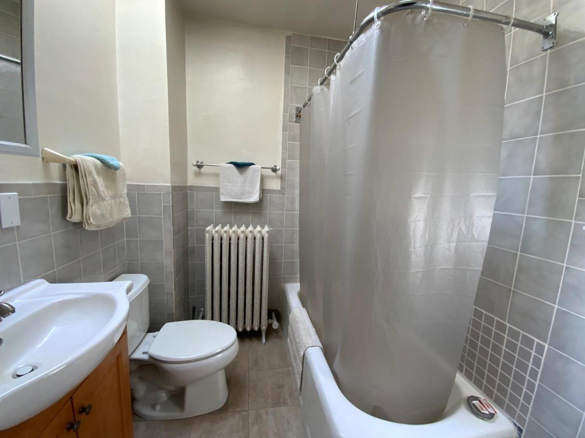 Pl And Gallery Bed & Breakfast