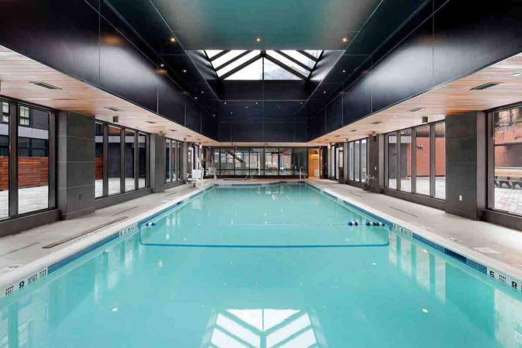 Apartment The Loft Pool Sauna Gym In The Bronx