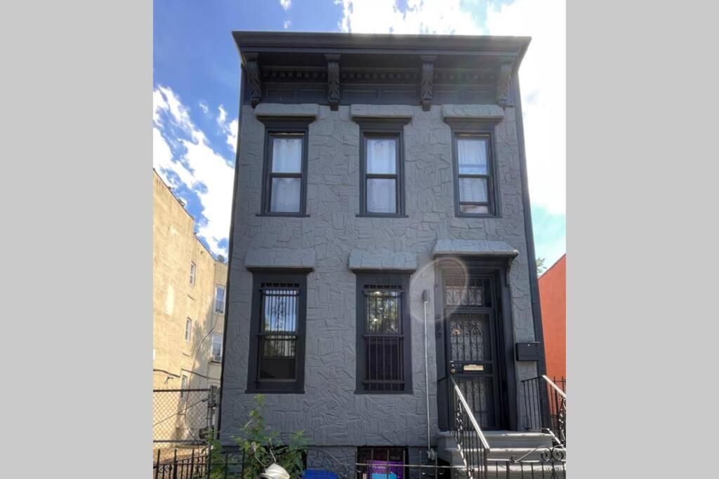 Apartment Basquiat's Hideaway New York