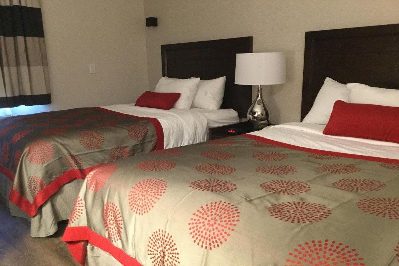 Ramada By Wyndham Bronx Terminal 3*