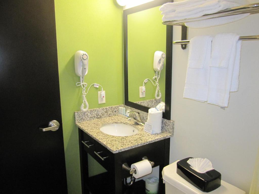 Hotel Cresthaven Jamaica-jfk