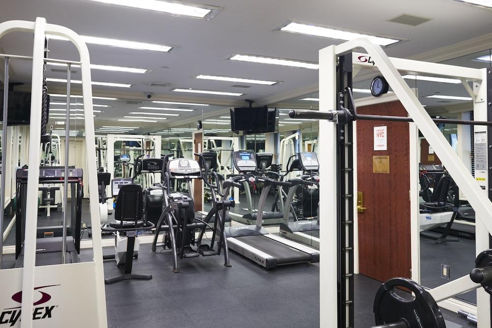 Iroquois Times Square 5*