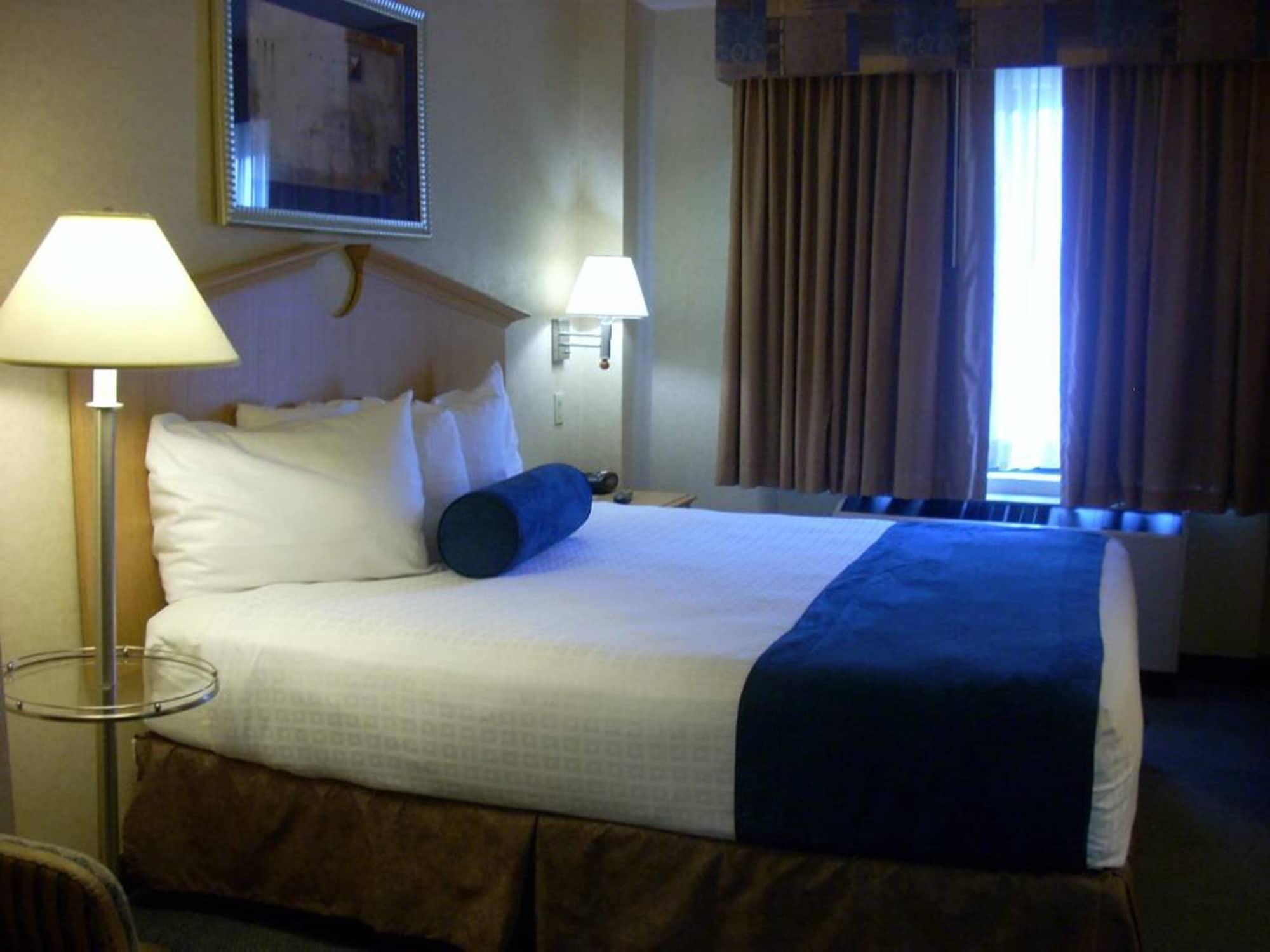 Marco Laguardia & Hotel New York