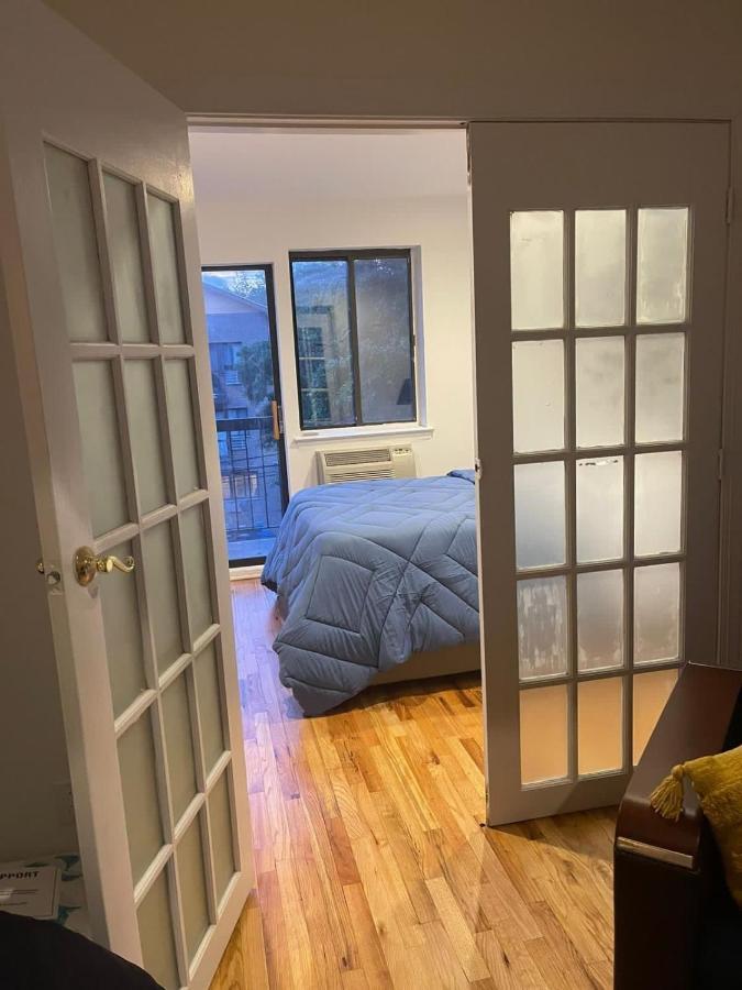 En Casa De Familia Solo Homestay New York